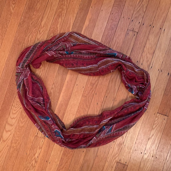 Geometric Infinity Scarf - Picture 2 of 2